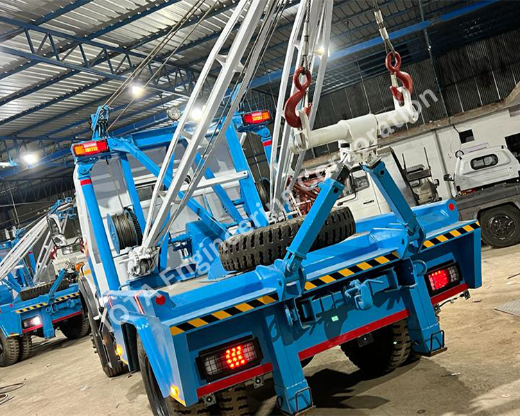 Wrecker Crane