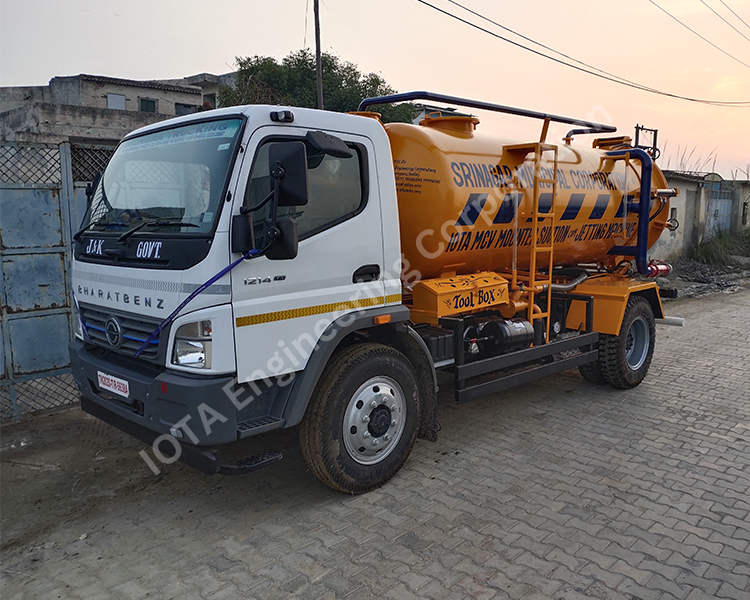 Vehicle Mounted Suction Machine